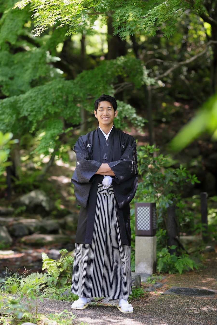 羽織袴が映える、新郎様の佇まい