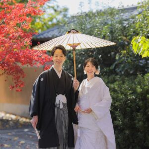 京都で秋の紅葉と白無垢で和装前撮り