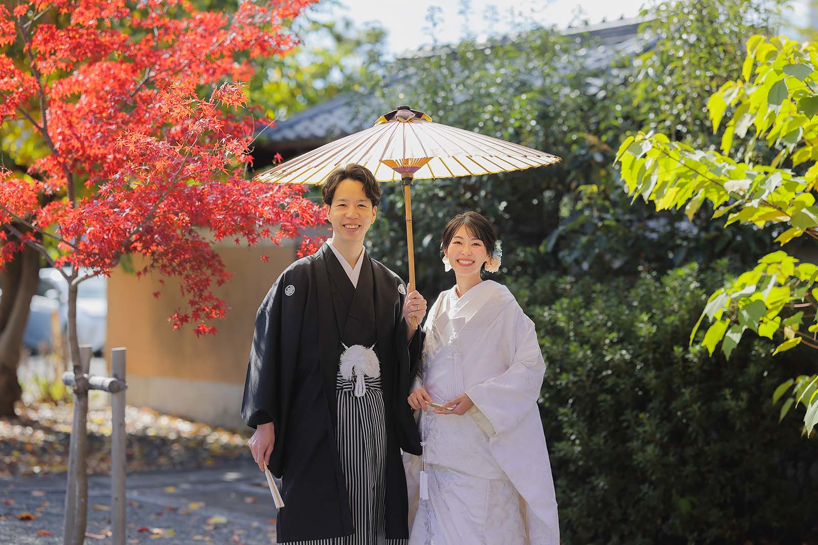 京都で秋の紅葉と白無垢で和装前撮り