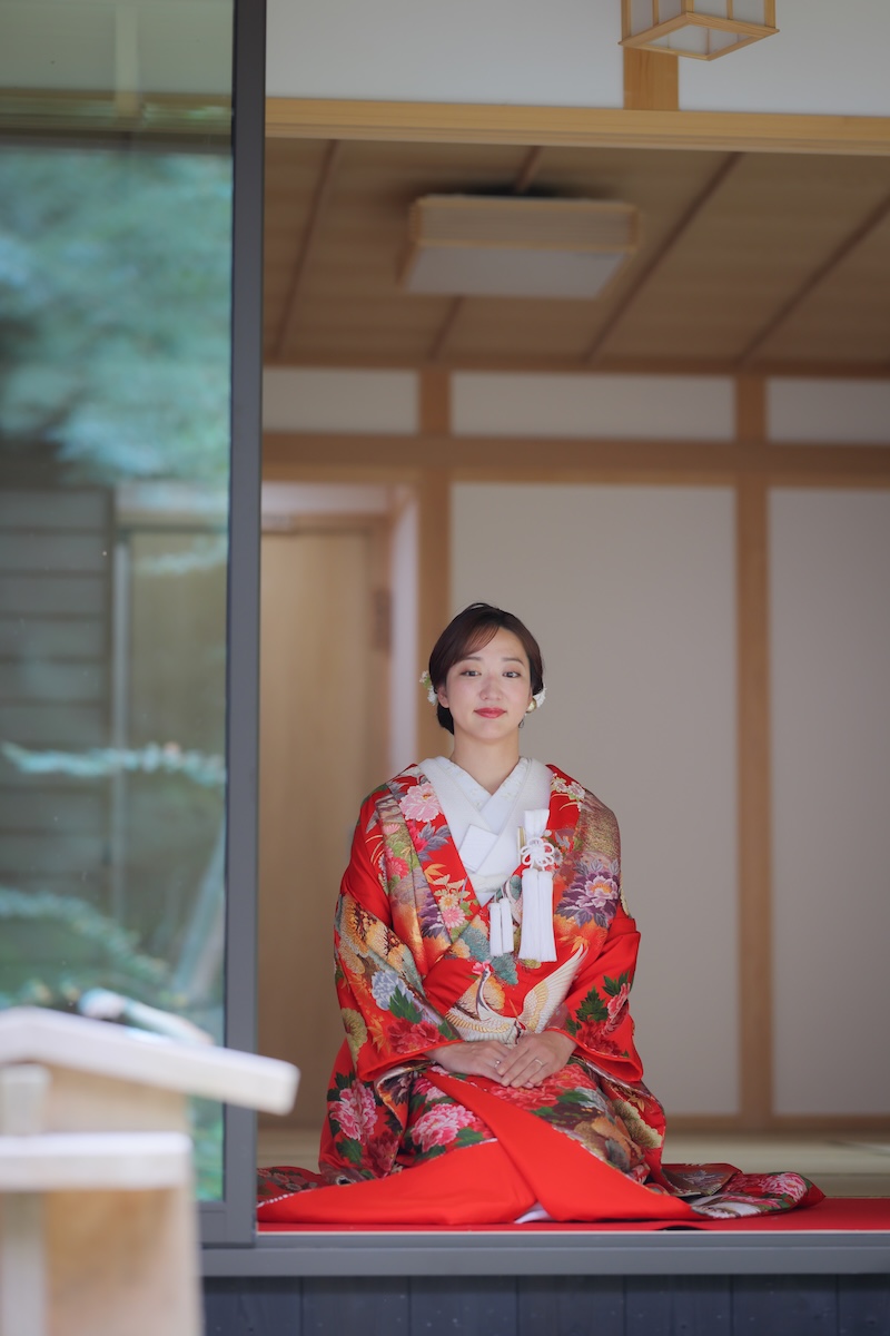 色打掛22.赤−鶴と牡丹
