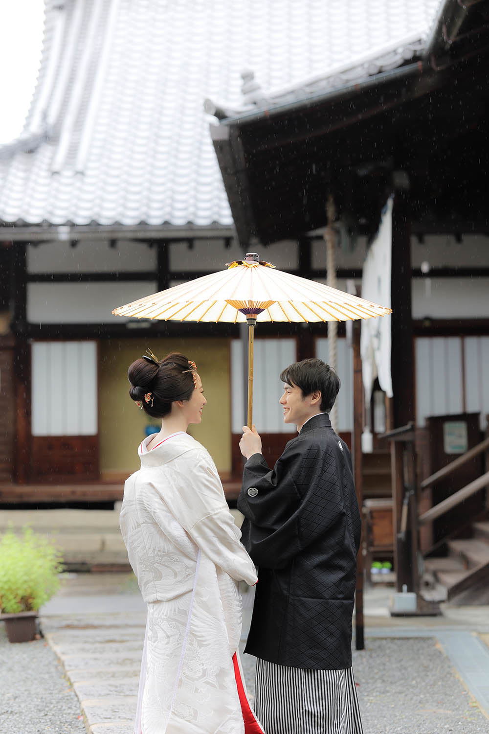 和傘を使って雨でも和装前撮り