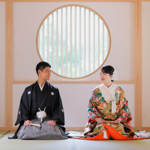 長楽寺での円窓の正座イメージ2