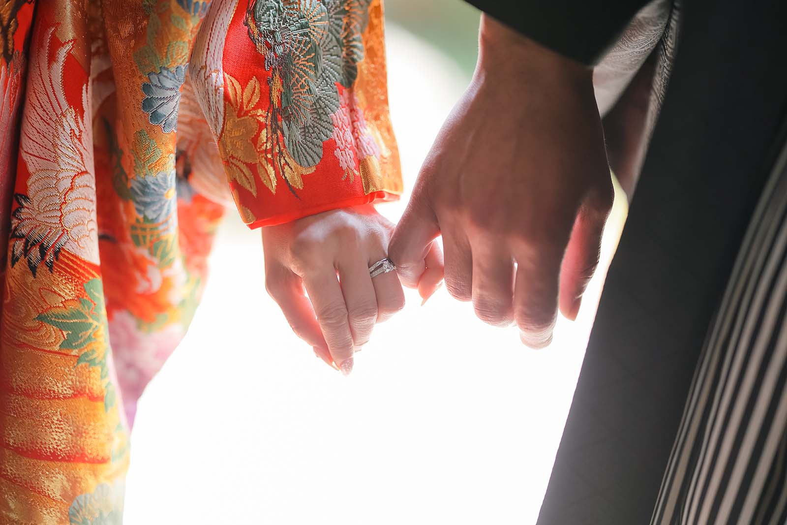 指輪を使った和装前撮りカット