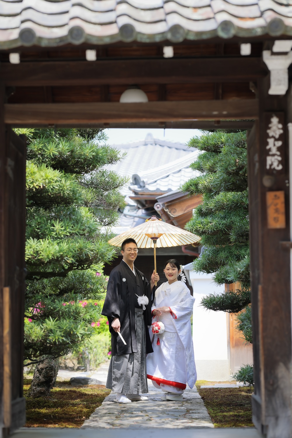 壽聖院様境内でのお写真イメージ