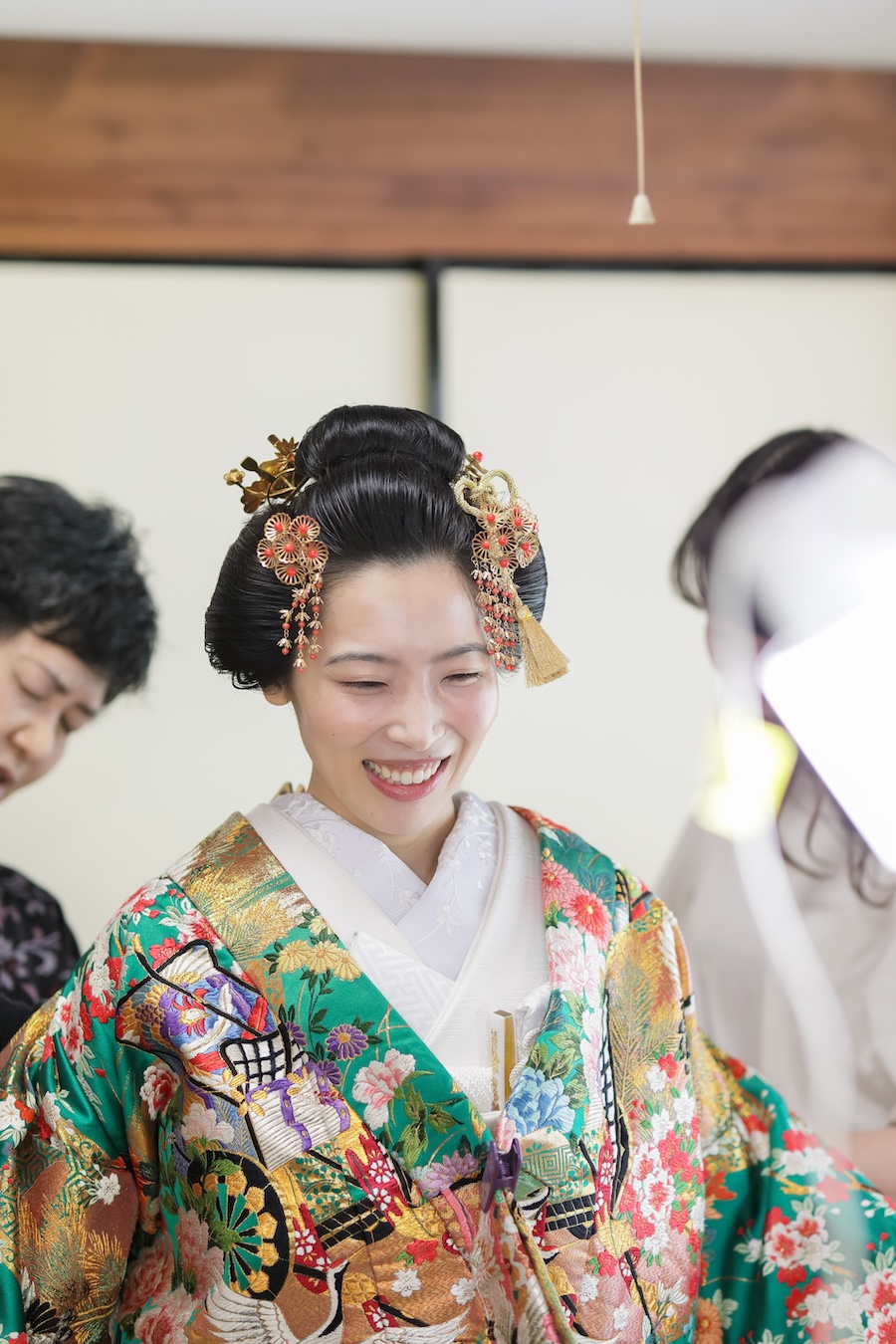 新日本髪の和装お支度風景