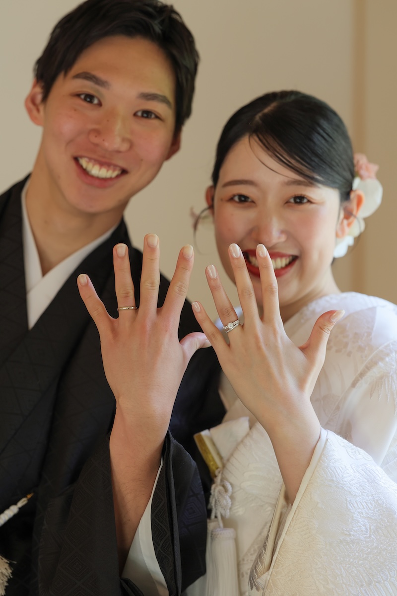 結婚指輪を使用したおしゃれな和装ウェディングフォト