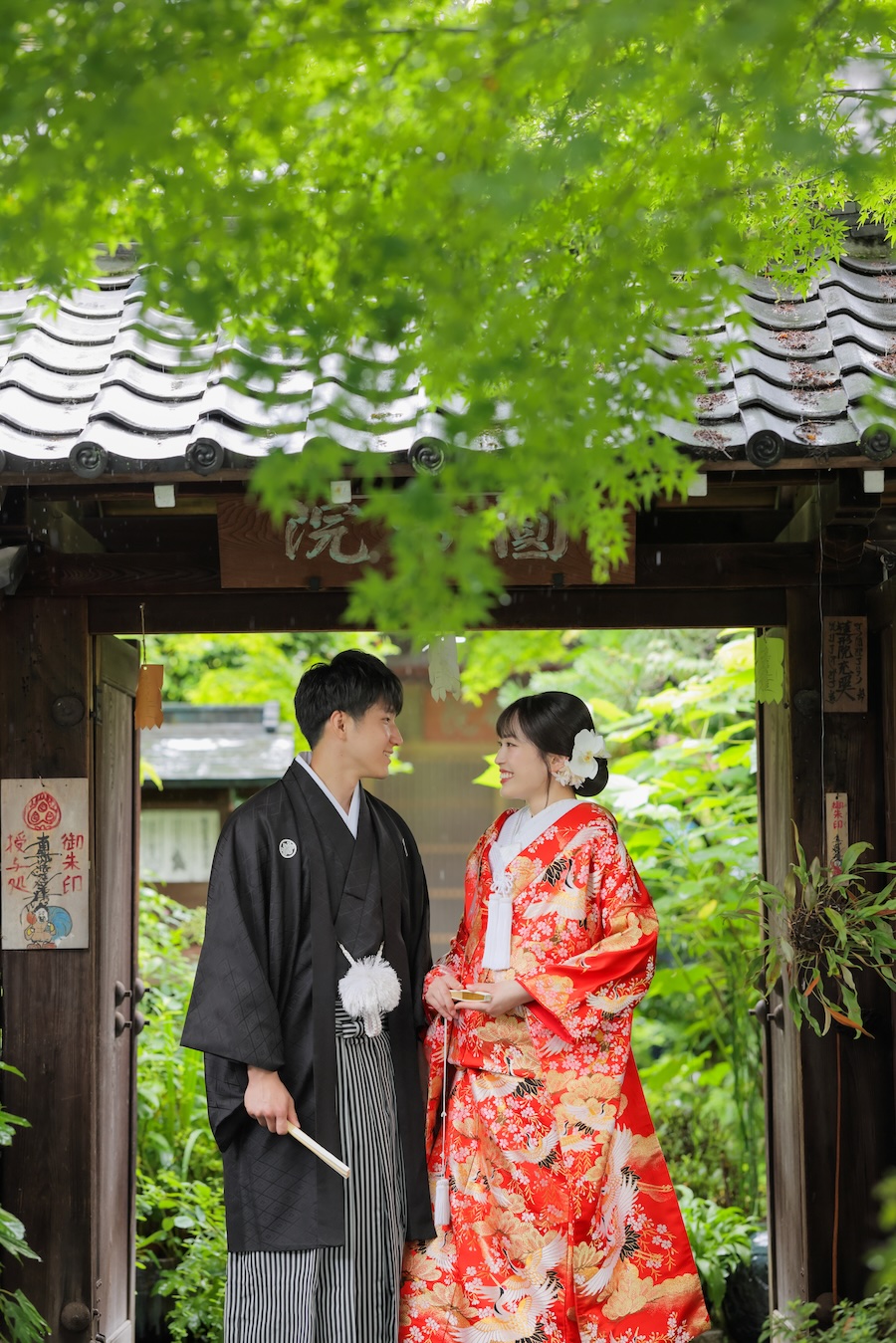 雨の日の京都での和装前撮りフォト