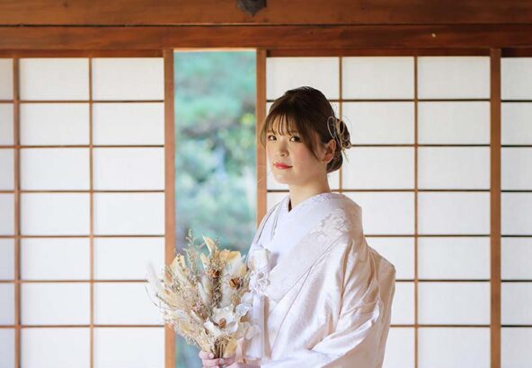 花嫁様ご持参のドライフラワーのブーケと