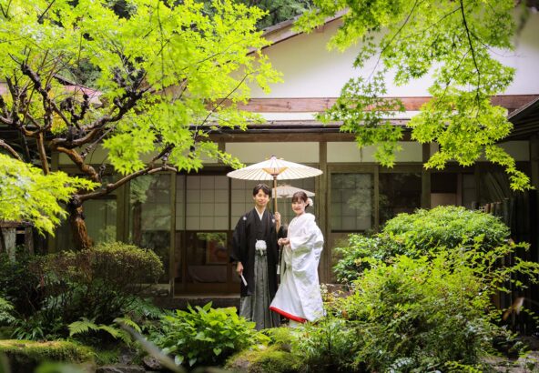 紅葉が美しい長楽寺での京都 前撮りプラン